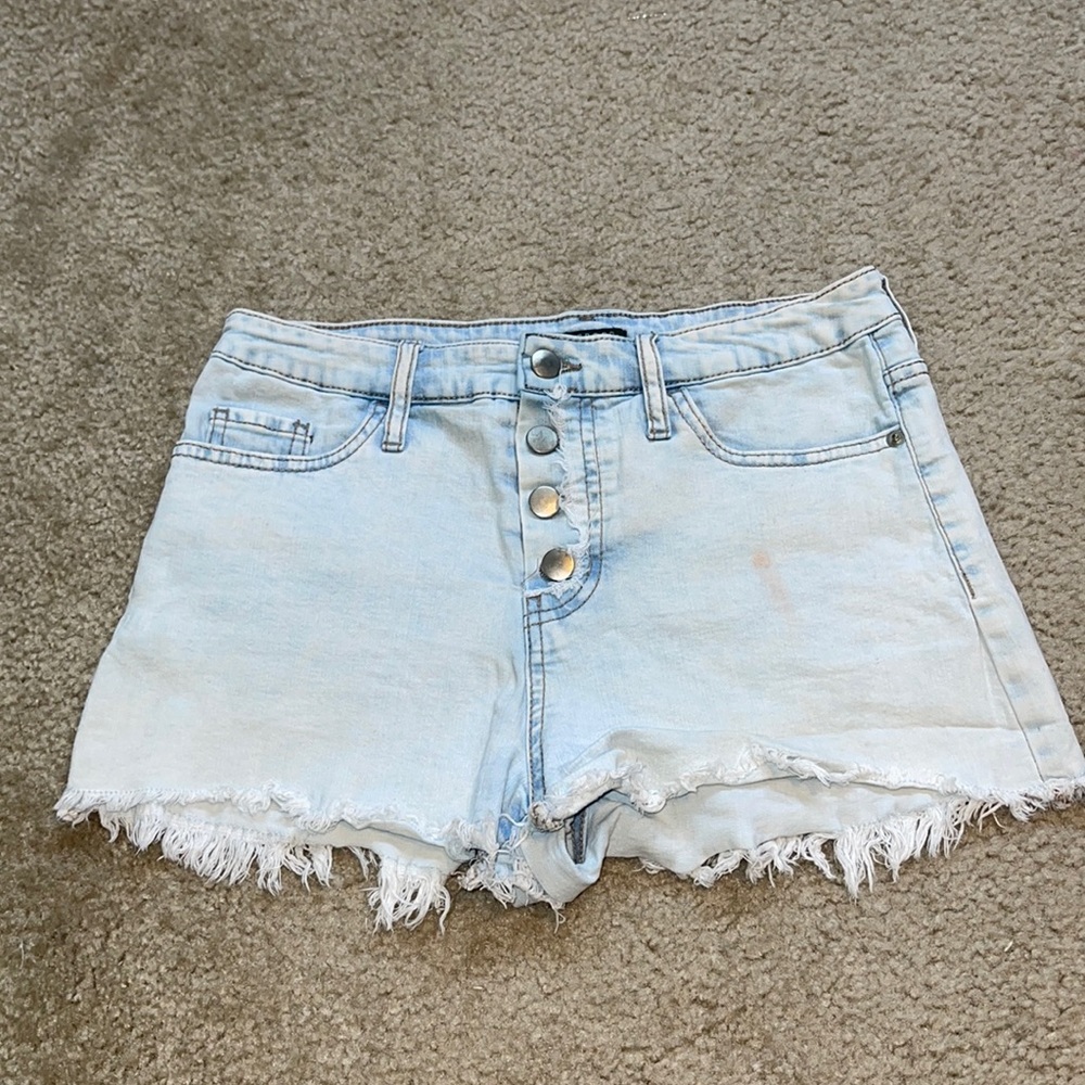 Wild fable light wash denim shorts